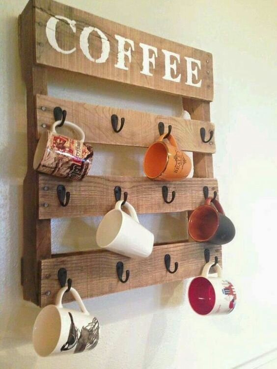 Pallet-Coffee-Rack-