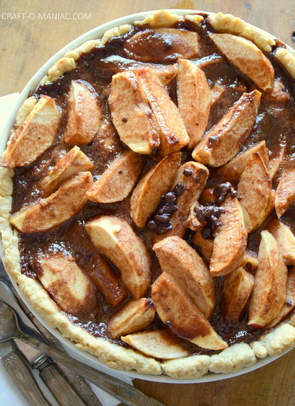 chocolate-rustic-apple-pie